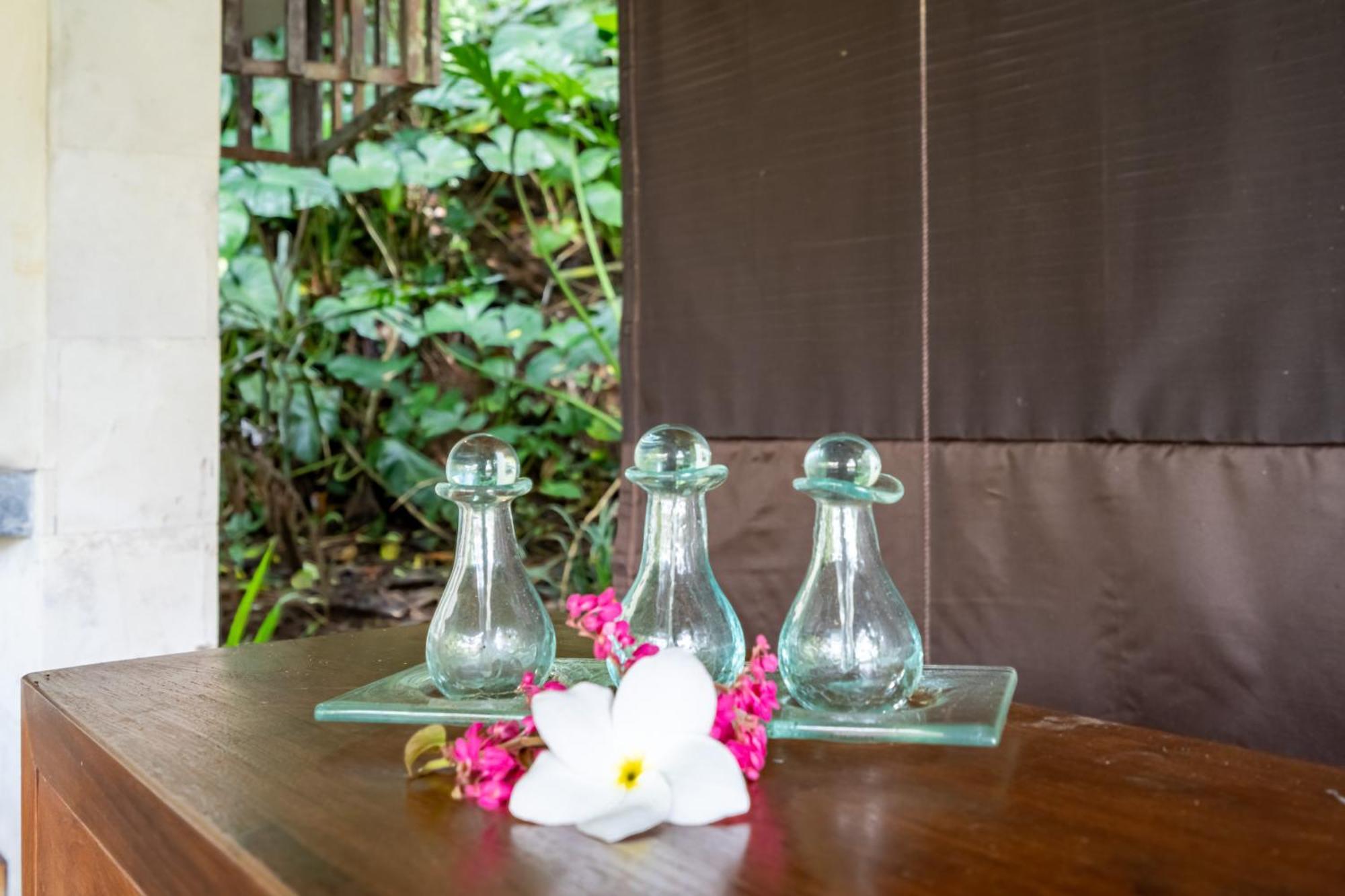 Villa Themma Jungle - Sumptuous 3Br Luxury Villa With Majestic Jungle View North Of Ubud Εξωτερικό φωτογραφία