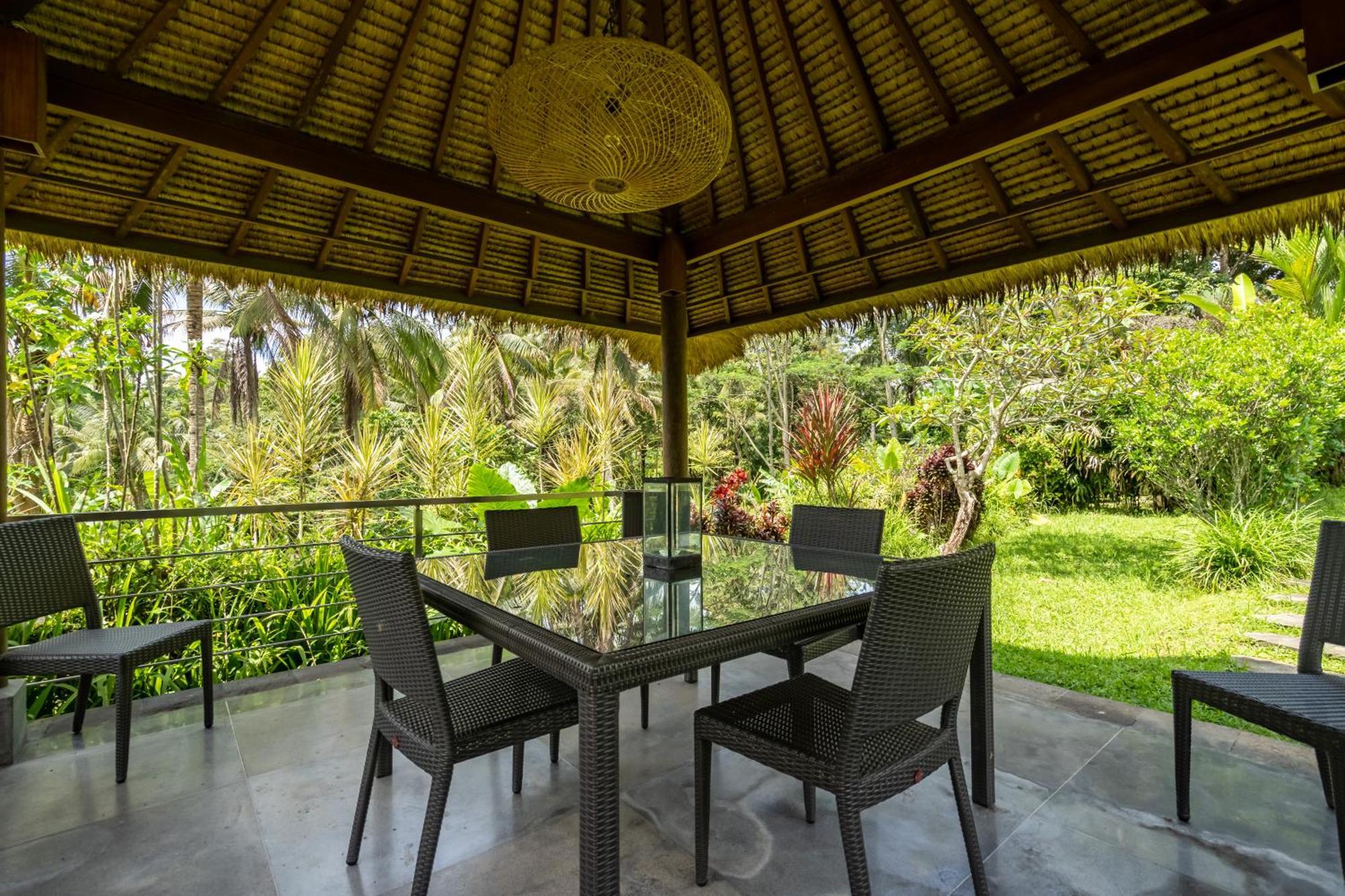 Villa Themma Jungle - Sumptuous 3Br Luxury Villa With Majestic Jungle View North Of Ubud Εξωτερικό φωτογραφία